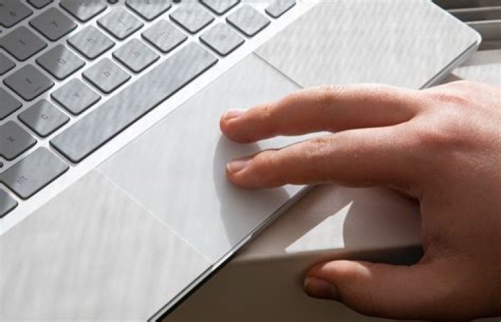 Chromebook Touchpad Gestures: How to Navigate Chrome OS Like a Pro