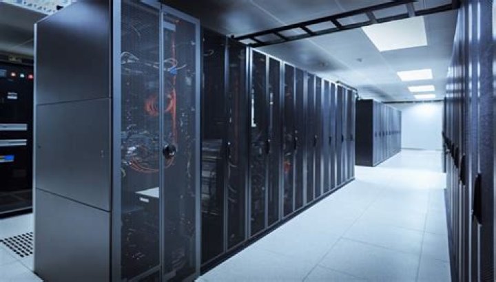 Modelling Energy Efficient Server Management Policies in PEPA - ePrints