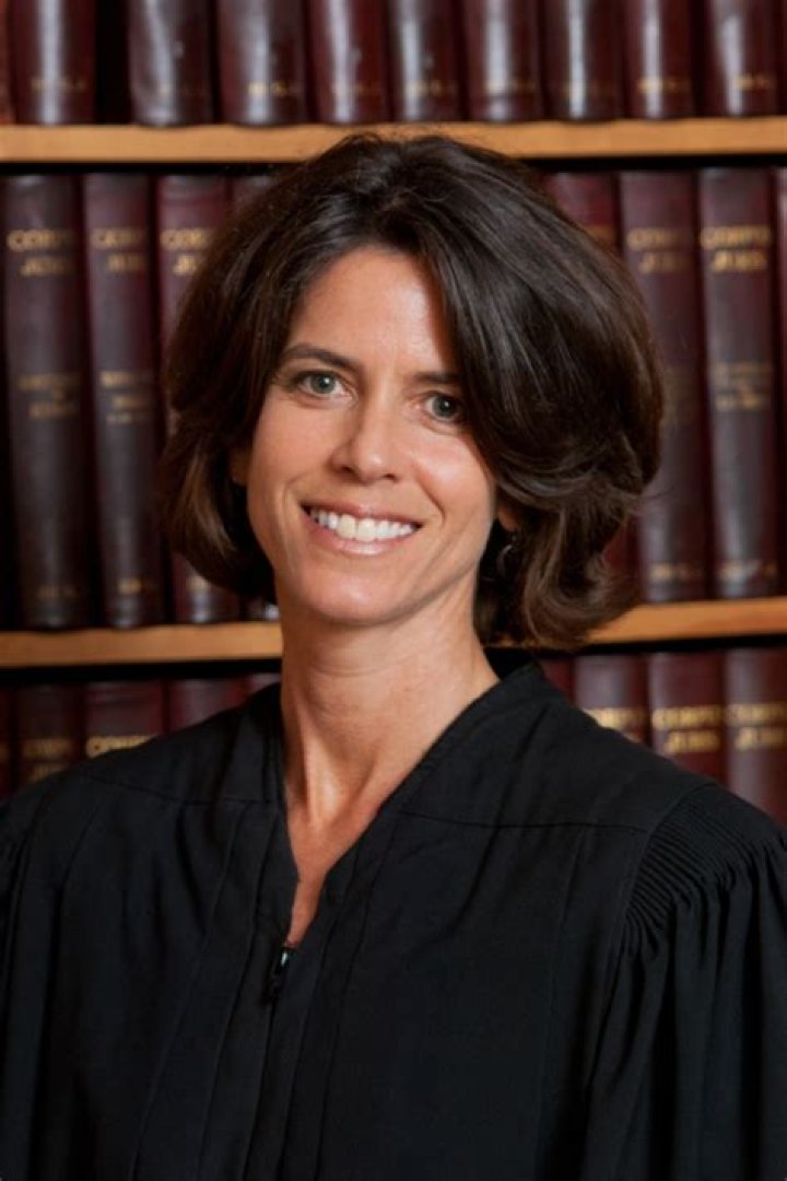 N.H. Superior Court Justice Tina Nadeau Is Perkins Bass Visitor