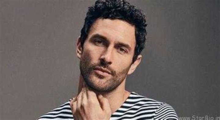 
Noah Mills Age, Height, Net Worth, Boyfriend & Married