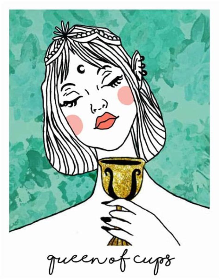 Queen of Cups Tarot Card 3 Meaning: Money, Love & Health