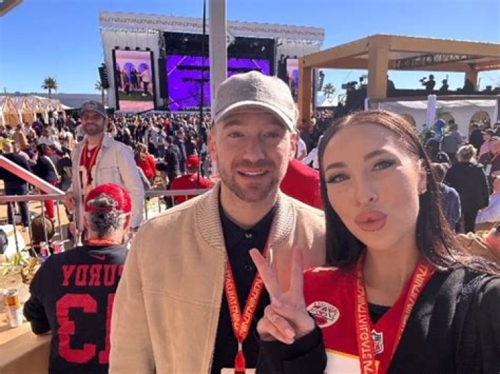 The Hot Ones Host Who Is Heating Up The Dating Scene Rallshe