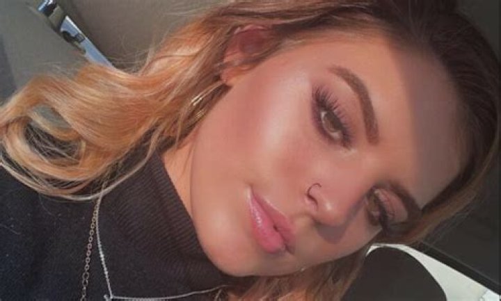 The news of Fallon Nodecker's death, a woman from Mohawk, passing away at the age of 25.