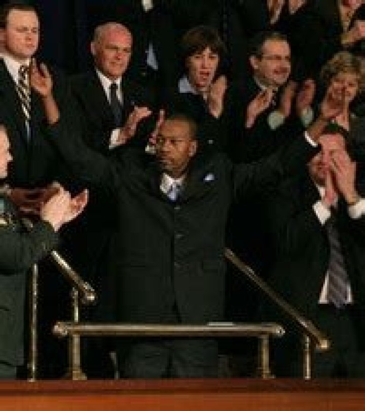	Wesley Autrey and Dave Hartsock: Heroes Who Seized the Heroic Moment	